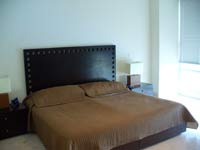 2 Bedroom Features